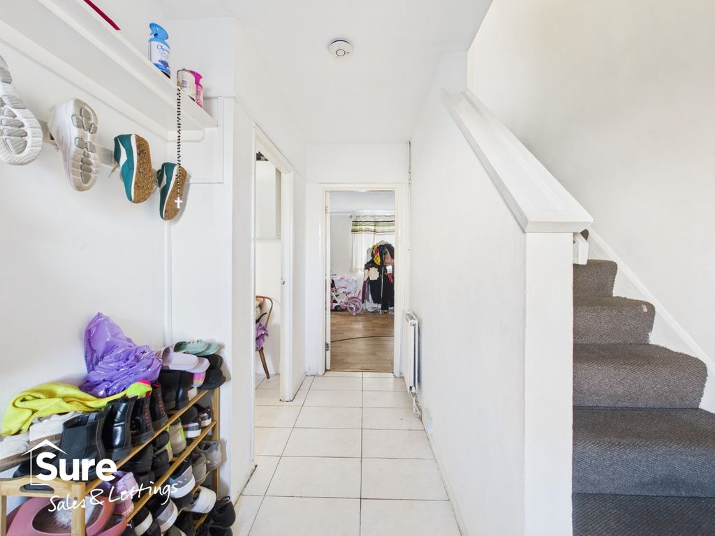 Property photo 2 of 16 4691494