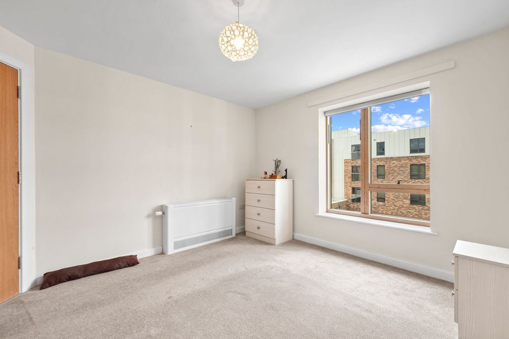Property photo 3 of 22