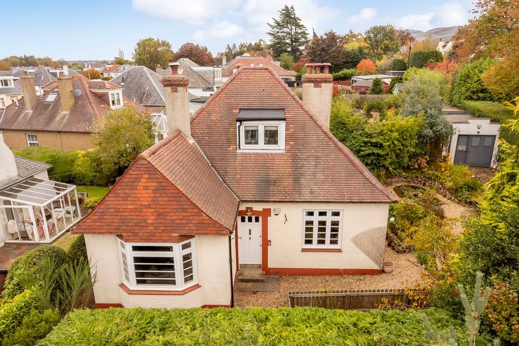 Property photo 1 of 25