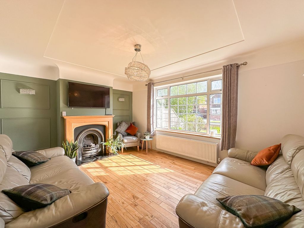 Property photo 2 of 23