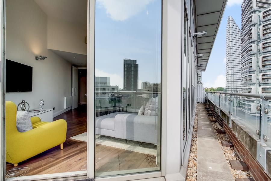 Property photo 3 of 20