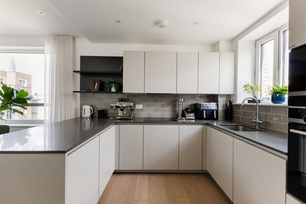 Property photo 2 of 16 90395_Apartment-79-2-New-Tannery (15)_Low.Jpg