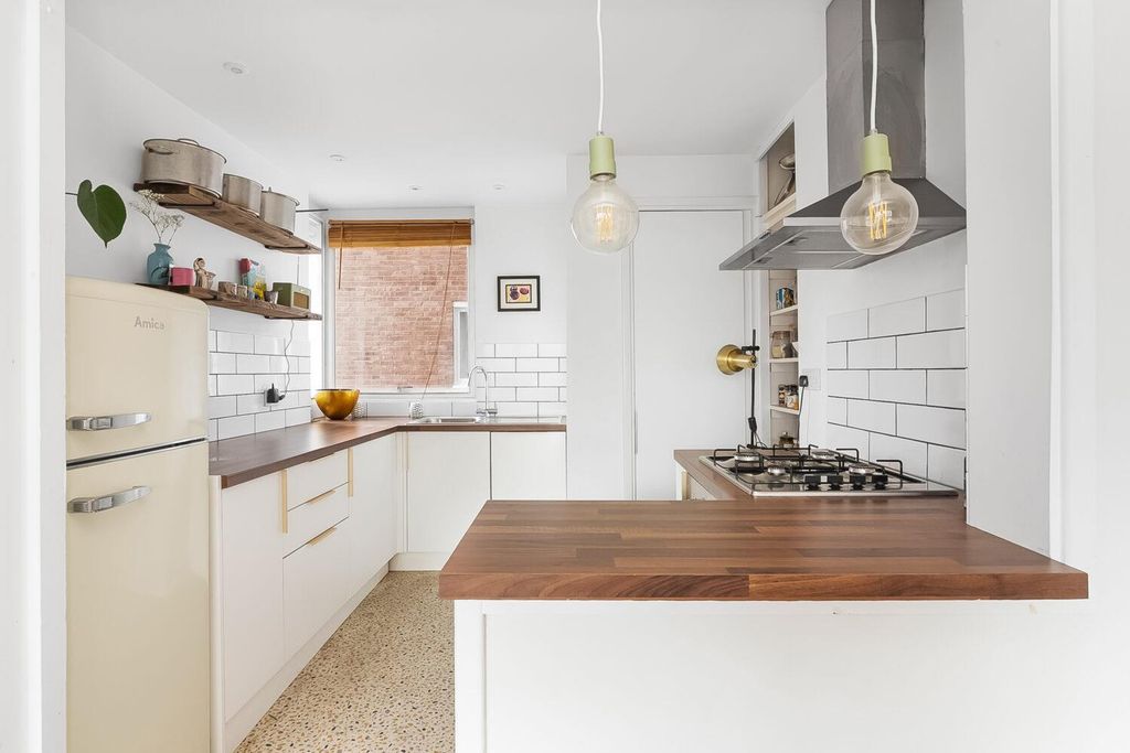 Property photo 2 of 13 Img_1460-2-1500x1000.Jpg