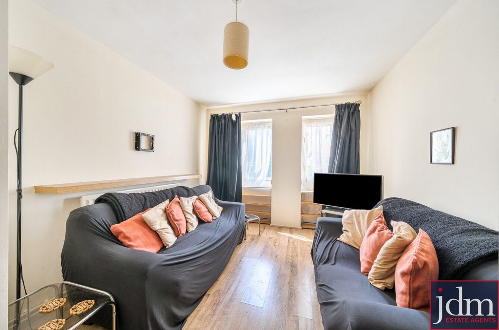 Property photo 1 of 12 Reception Room