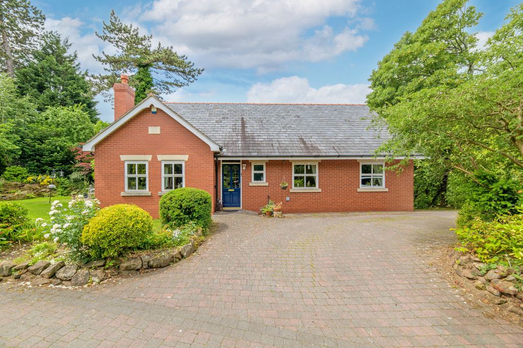 Property photo 1 of 26