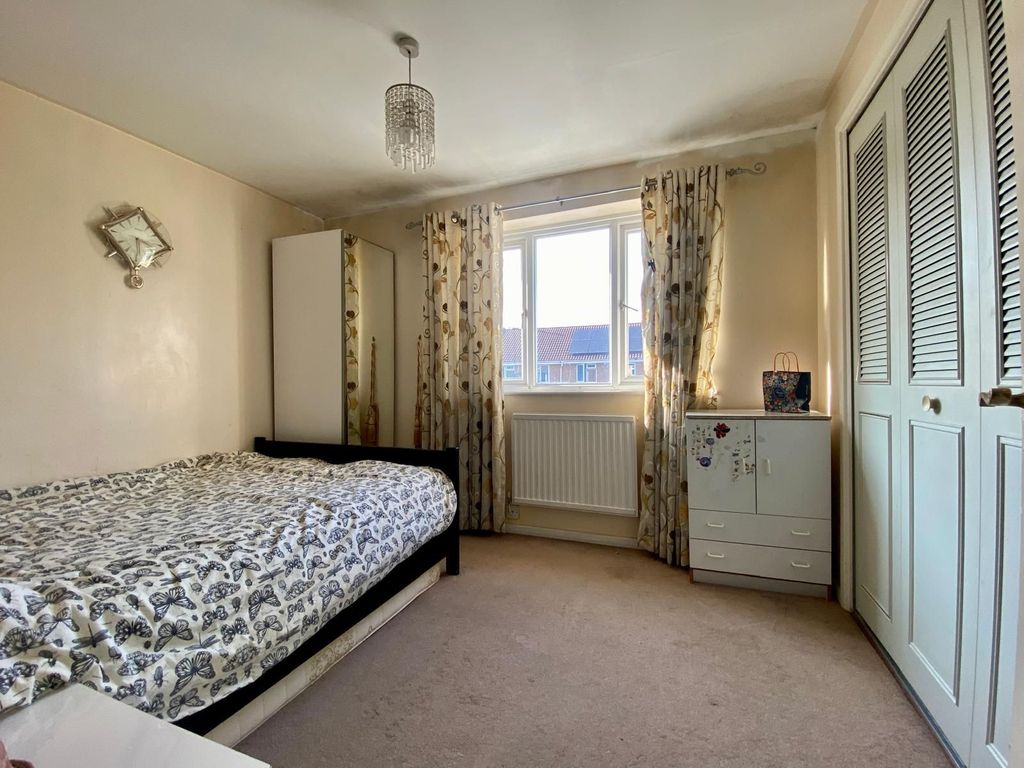 Property photo 2 of 3