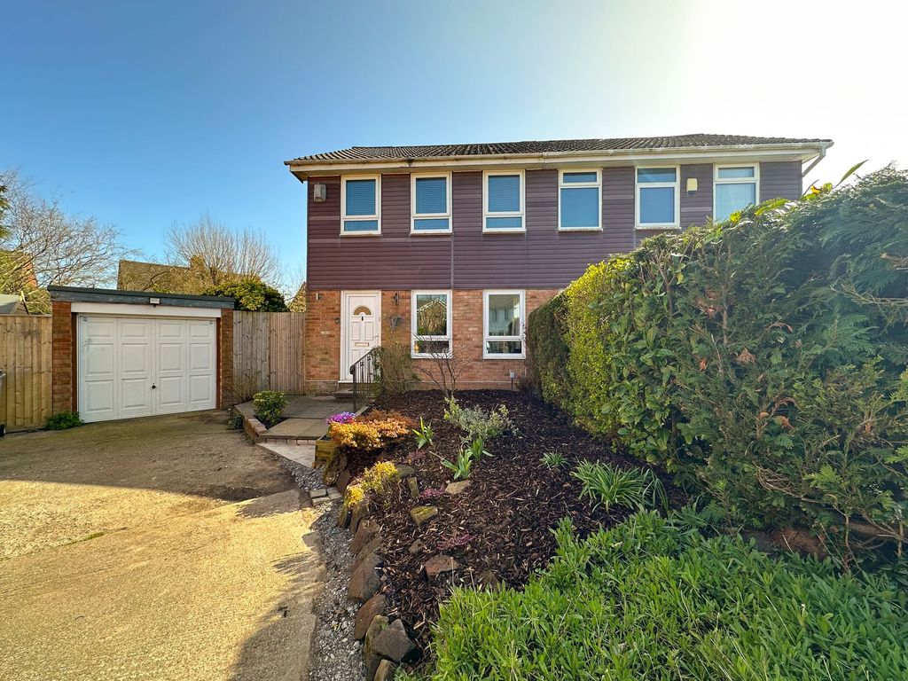 Property photo 1 of 21