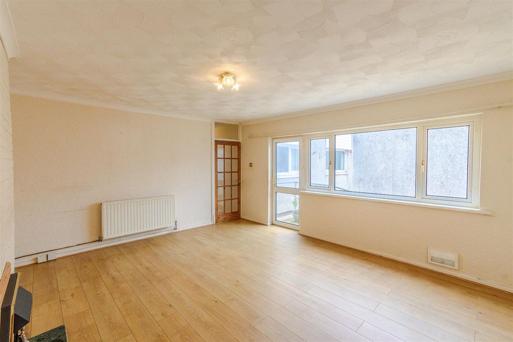 Property photo 2 of 15 Living Room