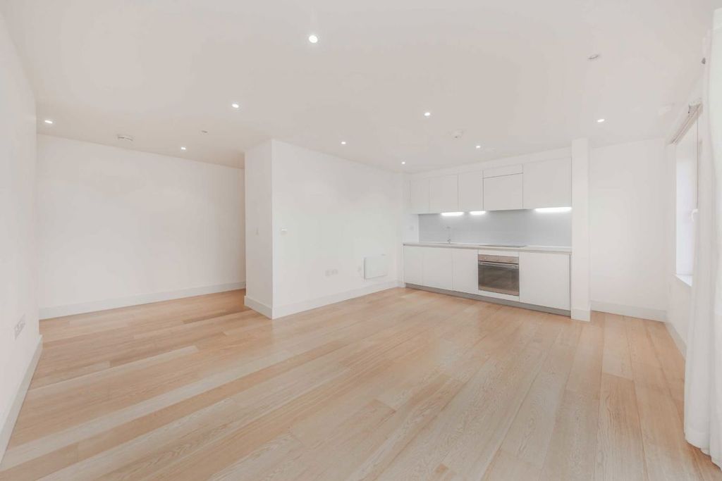 Property photo 2 of 5