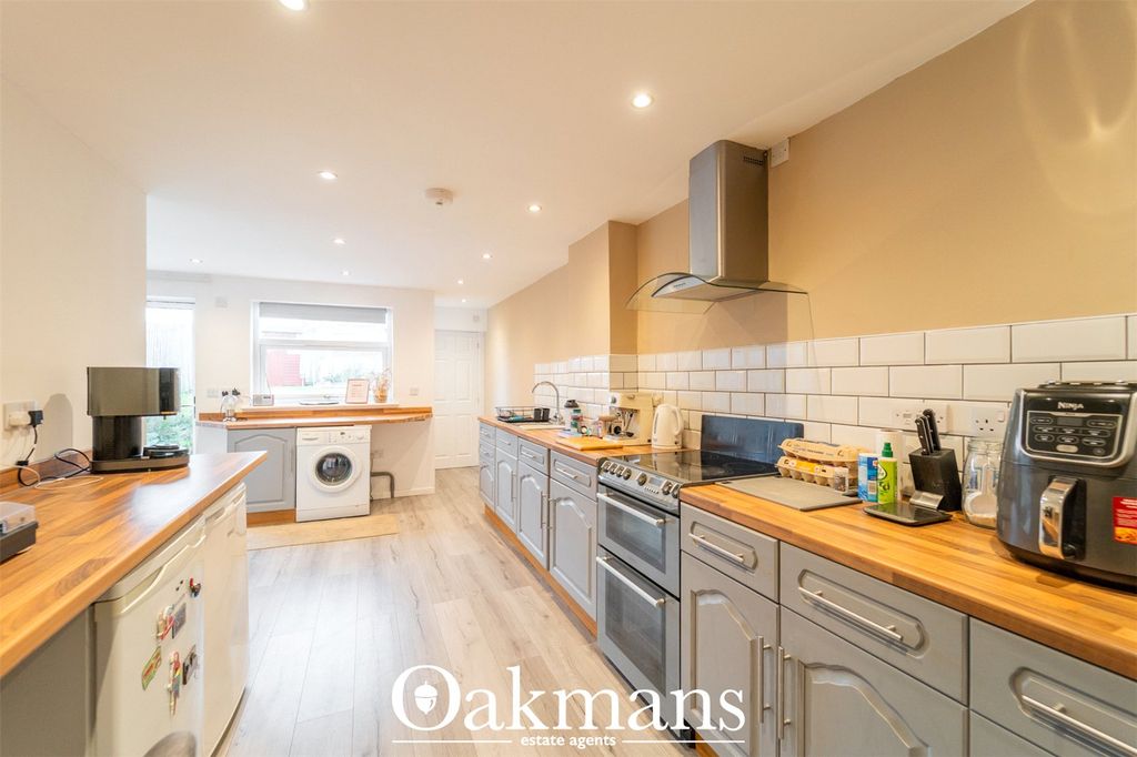 Property photo 3 of 19 Picture No. 15