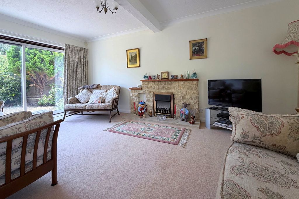 Property photo 3 of 14
