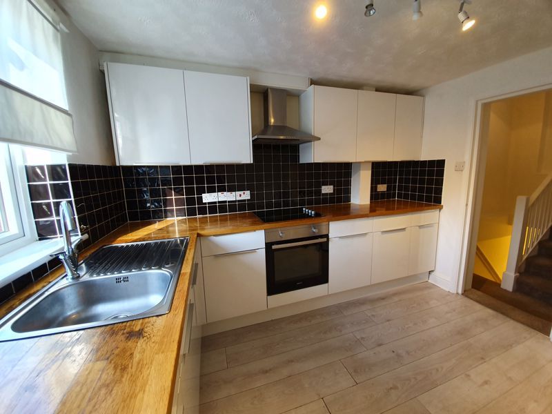 Property photo 2 of 19 Photo 2