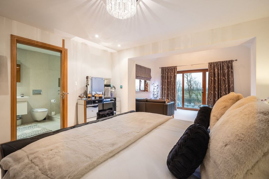 Additional image 20 of 6 bed detached house for saleAber Llwchwr, Llangennech SA14