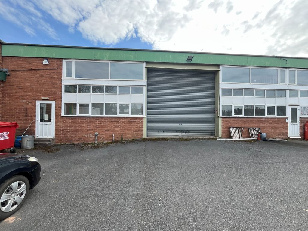 Property photo 1 of 3 Short Term Storage/Warehouse