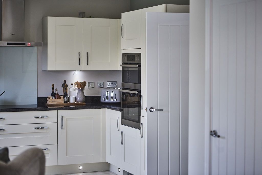 Property photo 3 of 13 Cook With Friends And Family