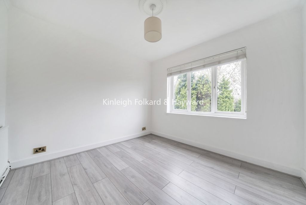 Property photo 2 of 13 3rd Bedroom