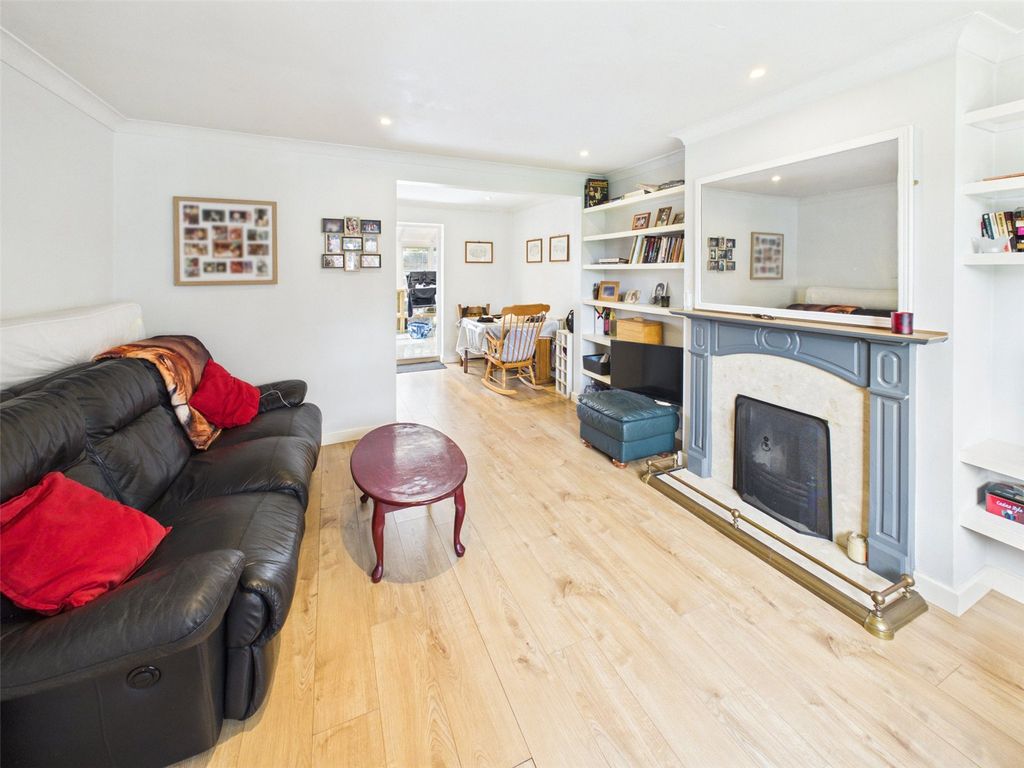 Property photo 3 of 12 Picture No. 20