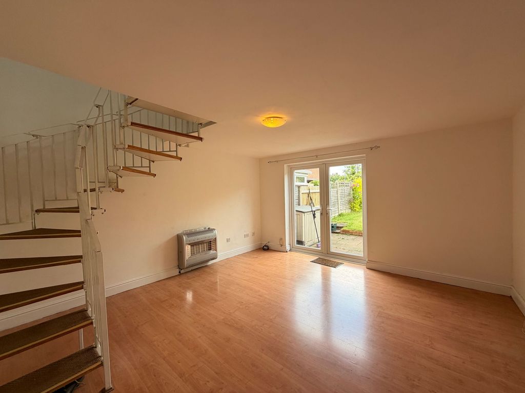 Property photo 3 of 24