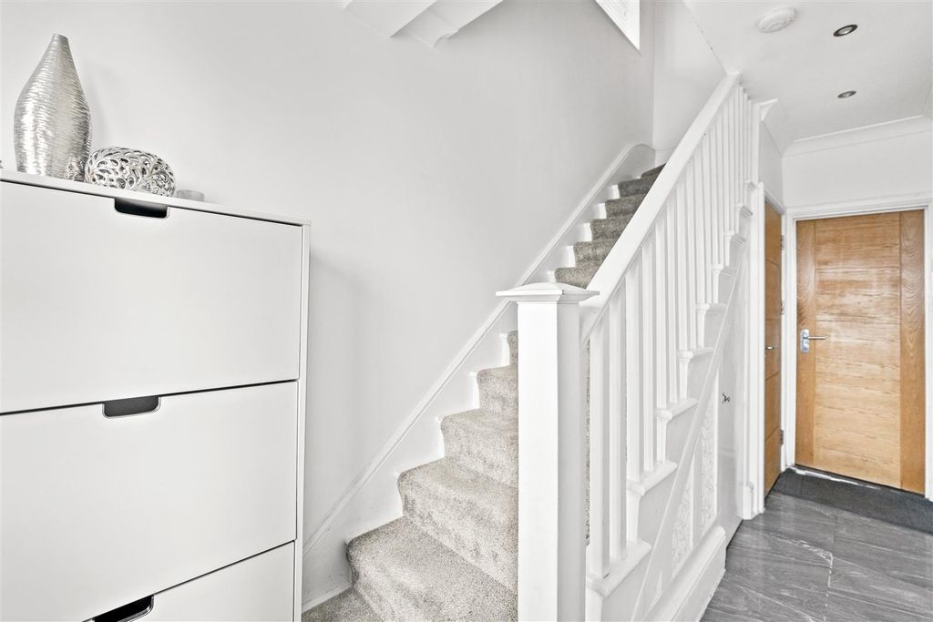 Property photo 3 of 15 03.Jpg