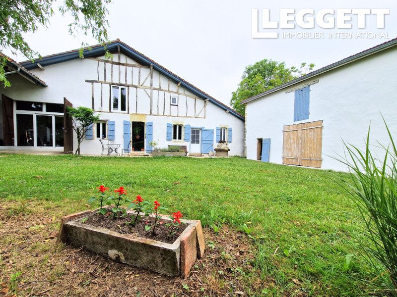 Property photo 2 of 10
