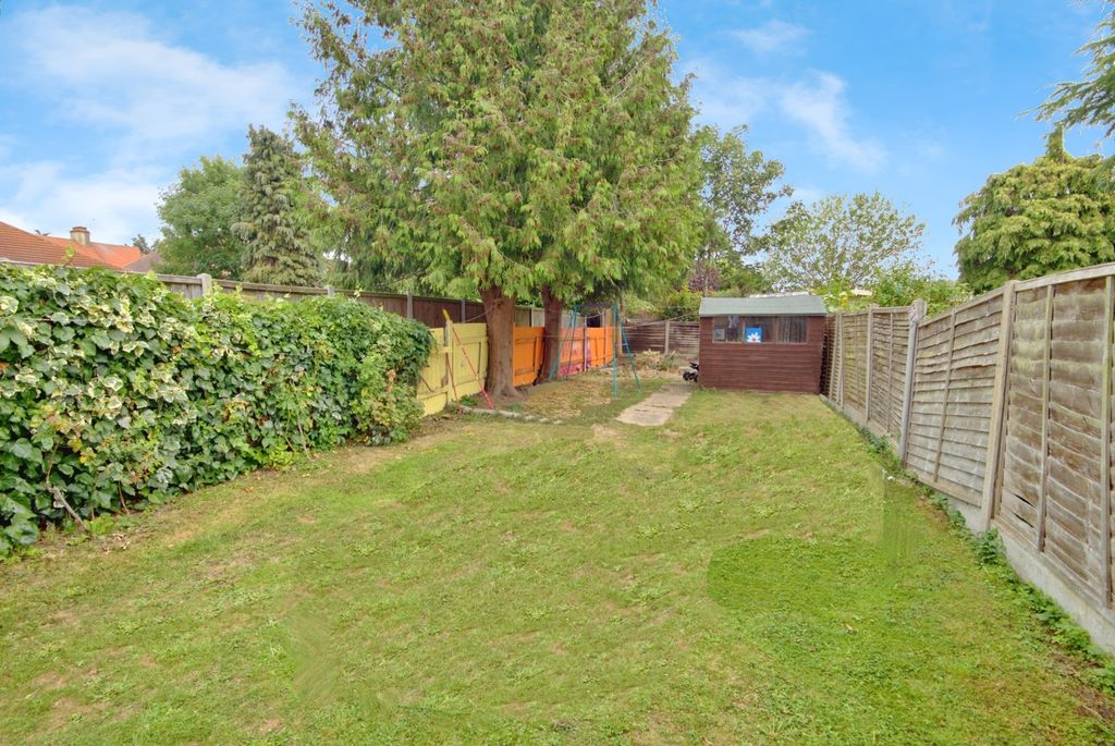 Property photo 2 of 16 Photo