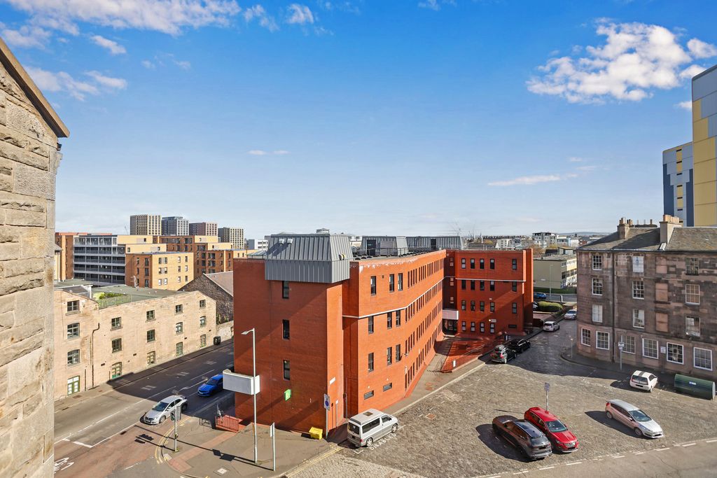 Property photo 2 of 14 Property Image 2