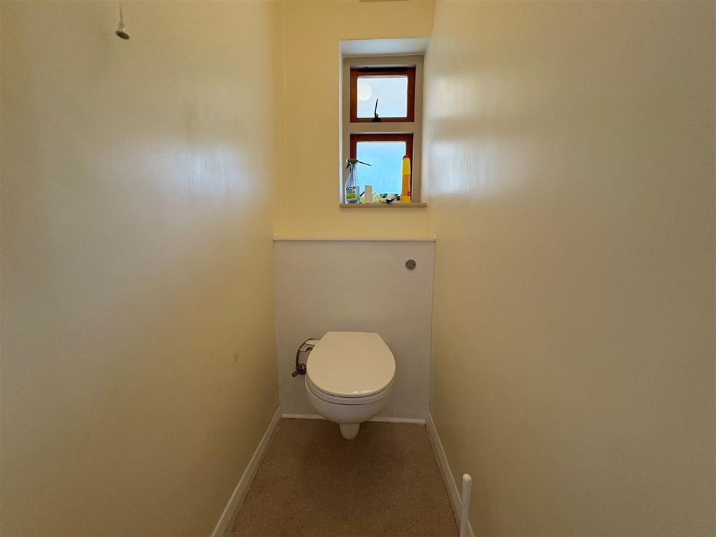 Property photo 3 of 7 45Reeves1.Jpg