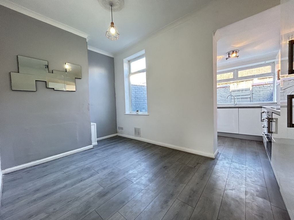 Property photo 2 of 10 Img_7258