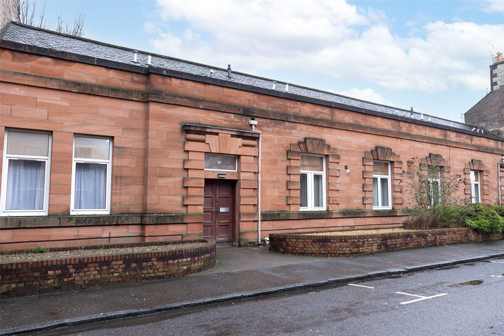 Property photo 1 of 12 Exterior