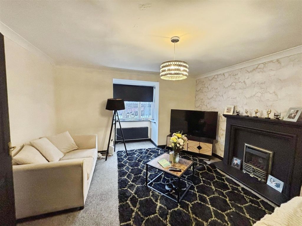 Property photo 3 of 20 19B69c11-Img_2459.Jpeg