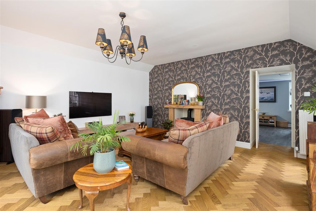 Property photo 3 of 65 0064-Knockerb.Jpg