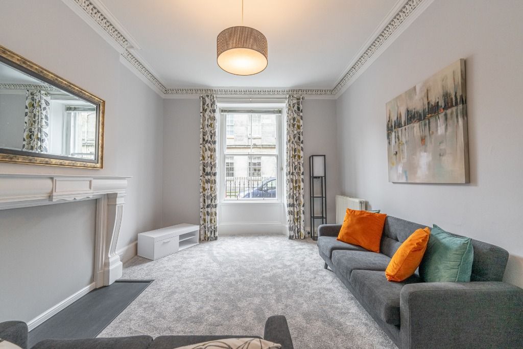 Property photo 3 of 25