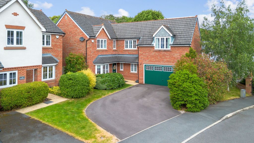 Property photo 1 of 35