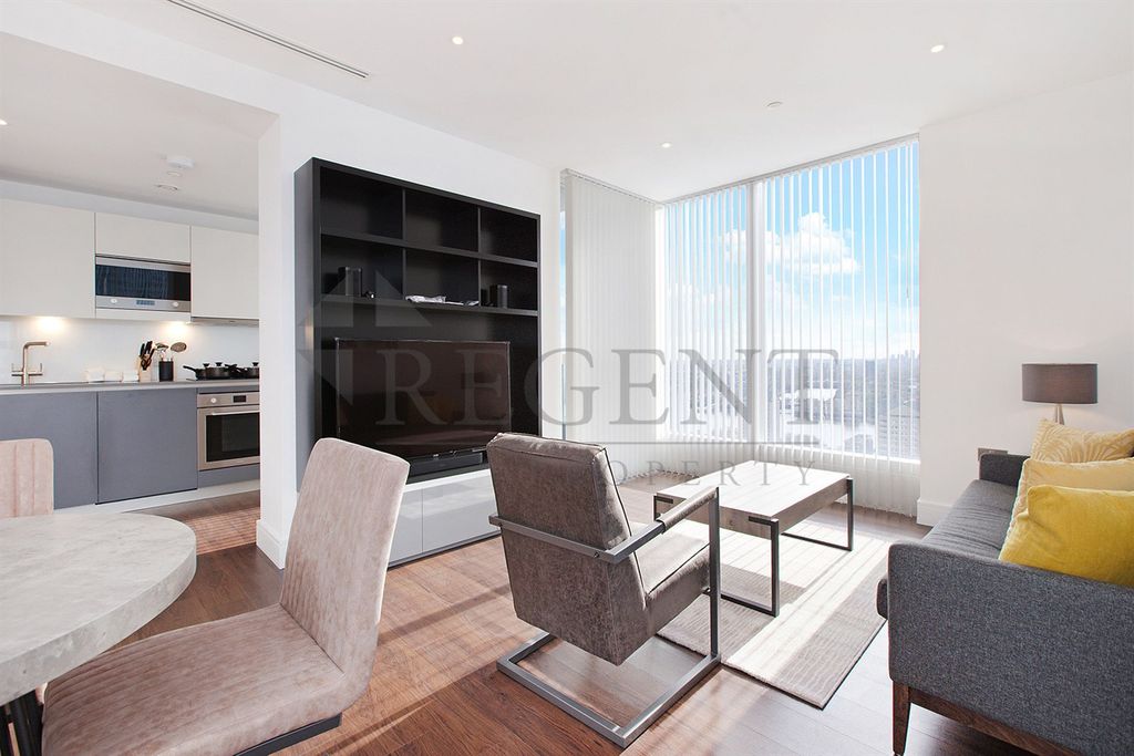 Property photo 3 of 10 Open Plan