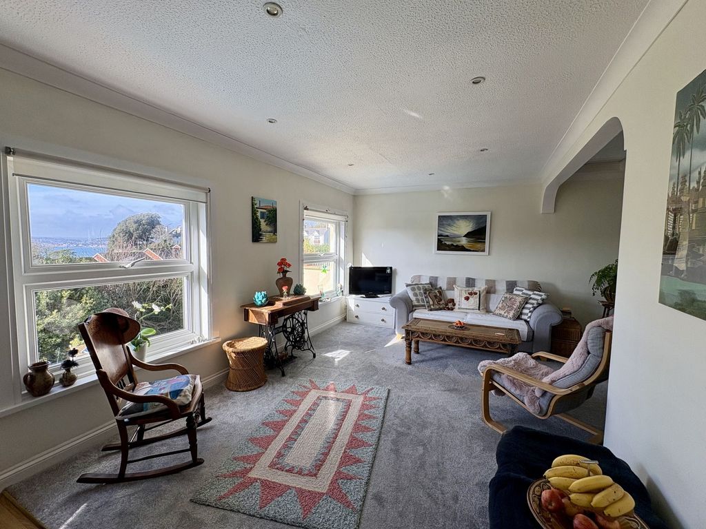 Property photo 3 of 26