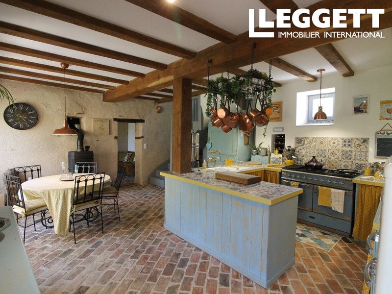 Property photo 3 of 10