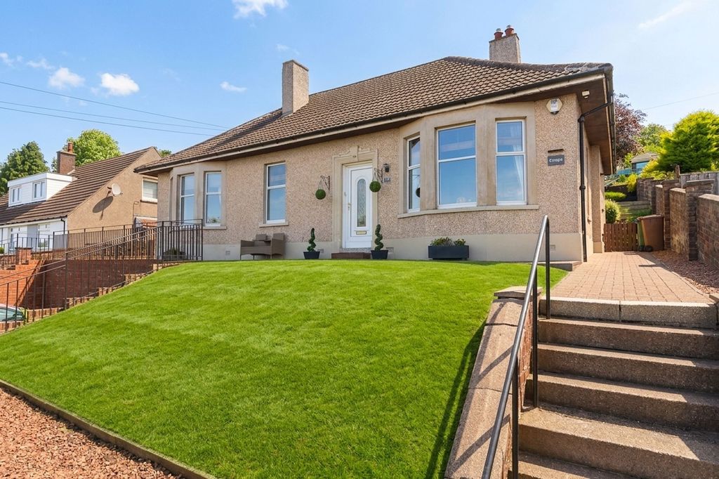 Property photo 1 of 36
