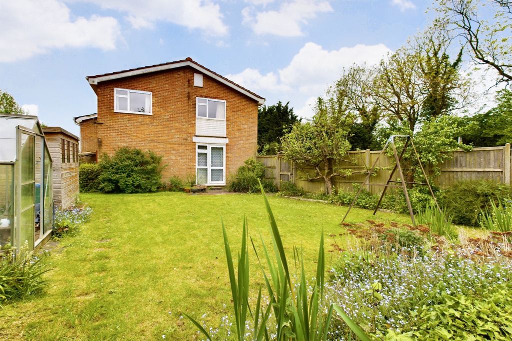 Property photo 1 of 17