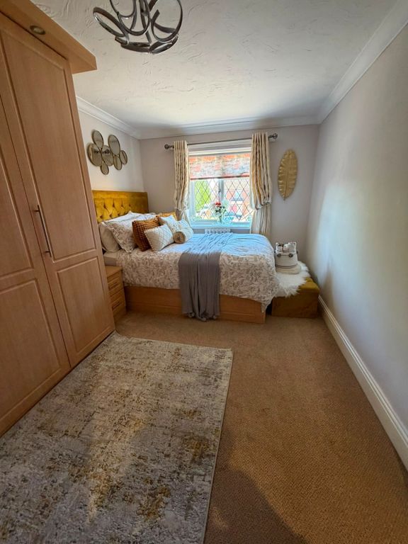 Property photo 1 of 12 4 Bed Terraced House To Rent Marlow Avenue, Luton Lu1
