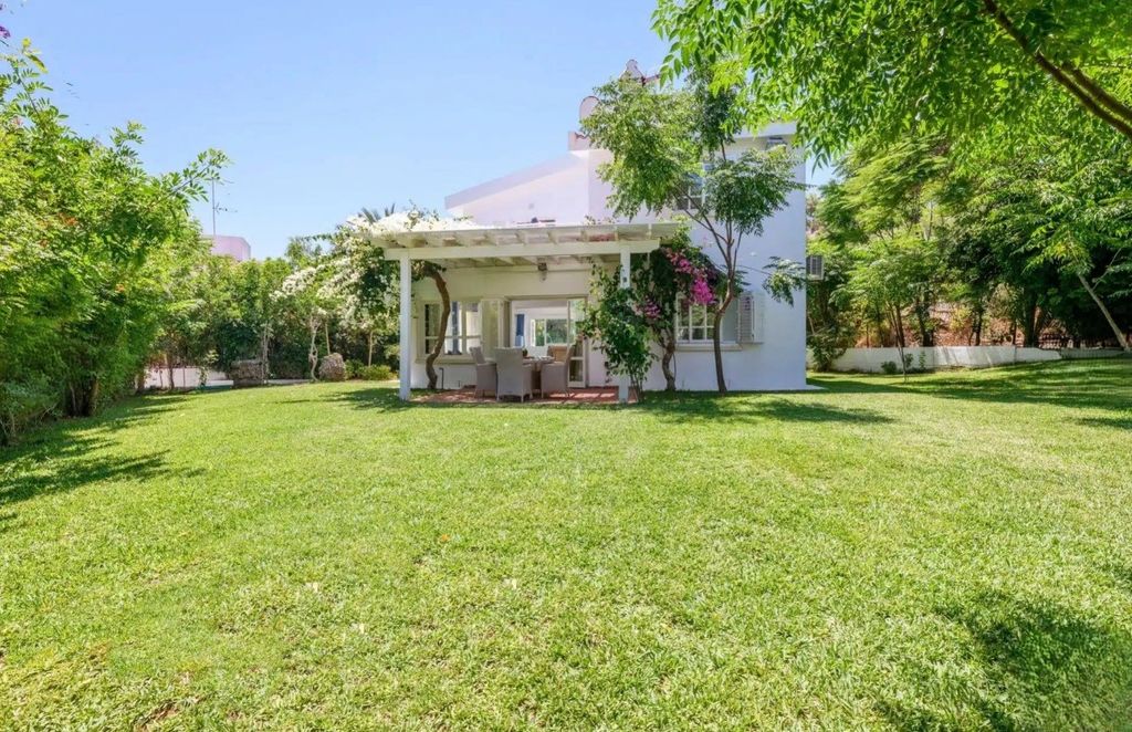 Property photo 1 of 24