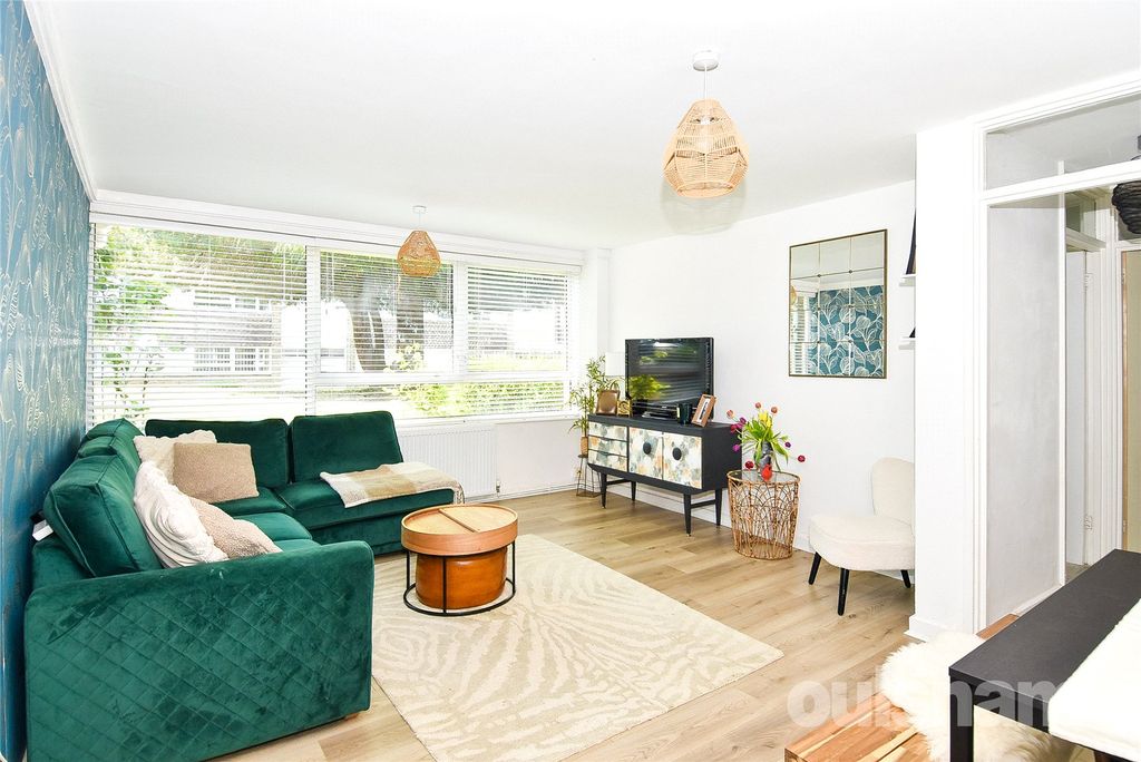 Additional image 4 of 2 bed flat for salePinehurst Drive, Kings Norton, Birmingham, West Midlands B38
