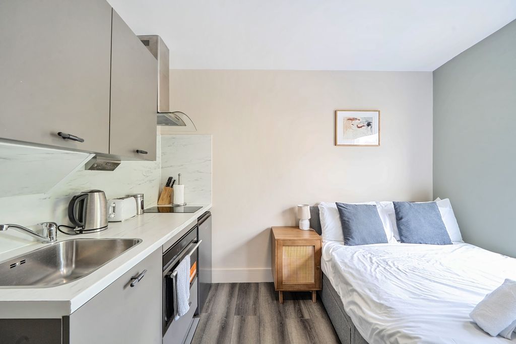 Property photo 2 of 6 1521735 (5)