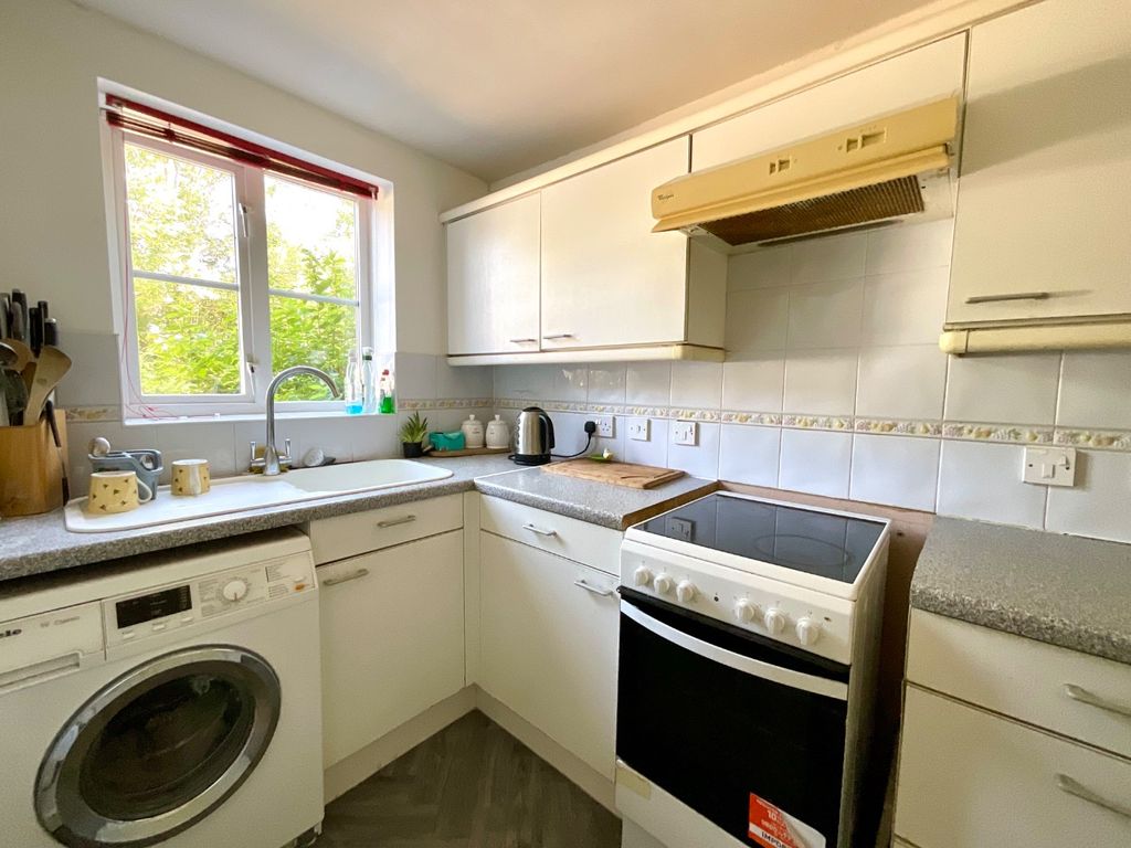 Property photo 3 of 25 4210146
