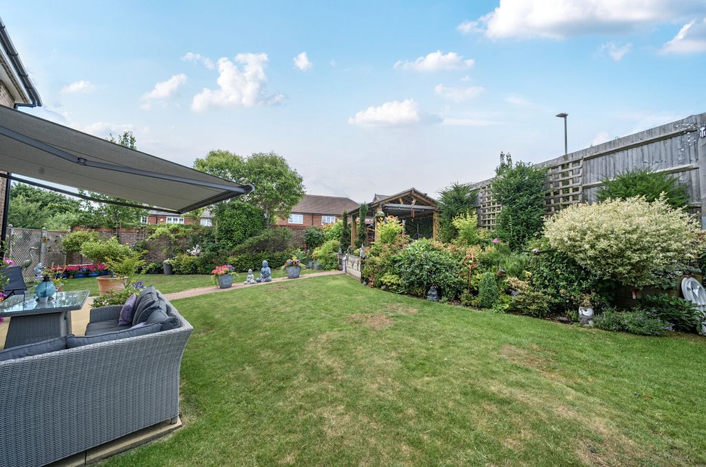 Property photo 2 of 22 1315420-18-6863F6...