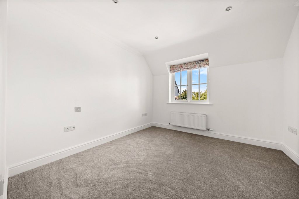 Property photo 3 of 9 Picture No. 08