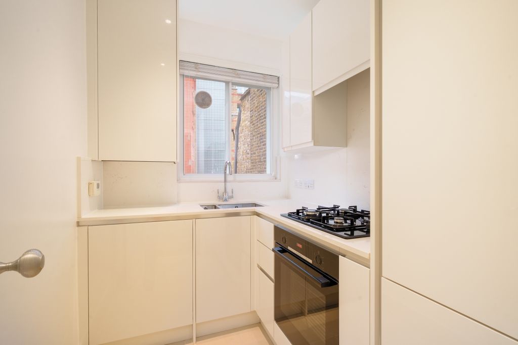 Property photo 2 of 7 Hans