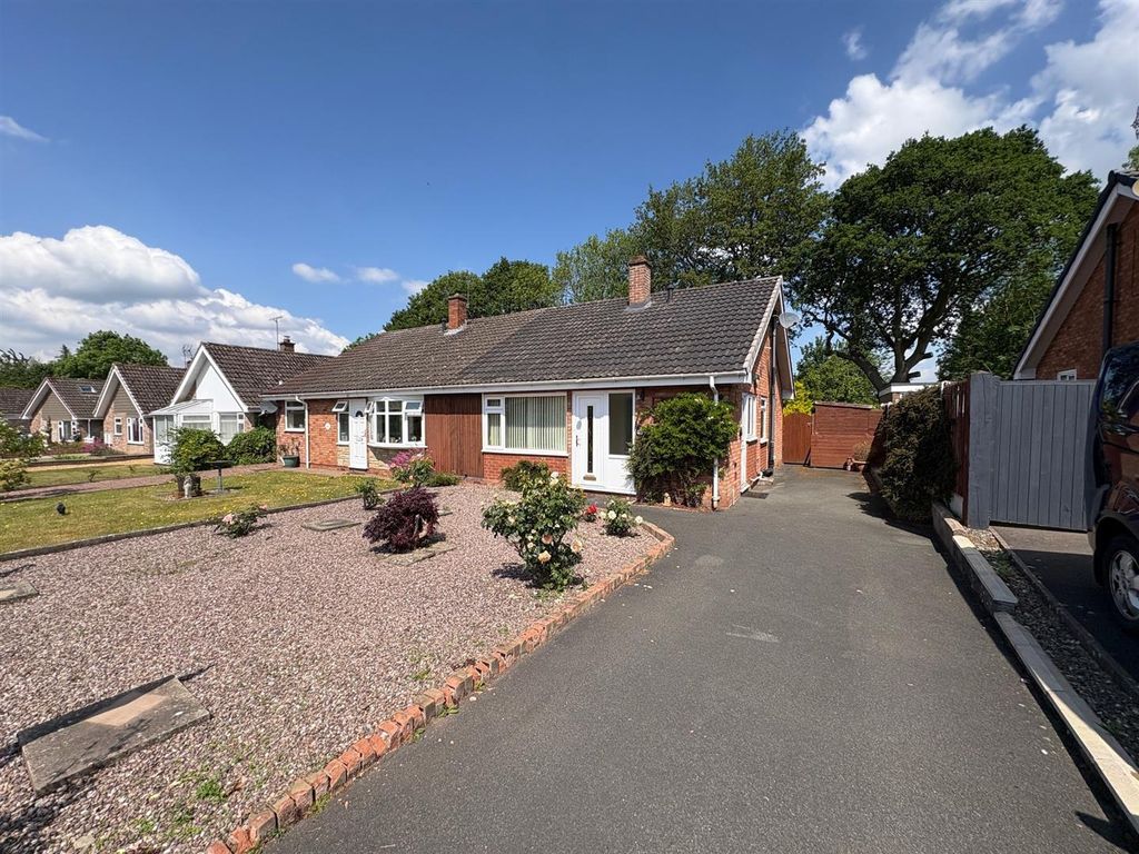 Property photo 1 of 10 External 1.Jpg