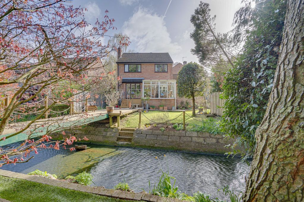 Property photo 3 of 26