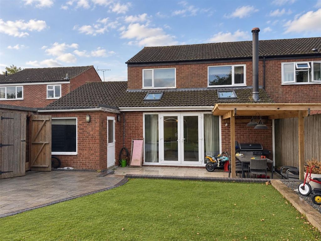 Property photo 1 of 17