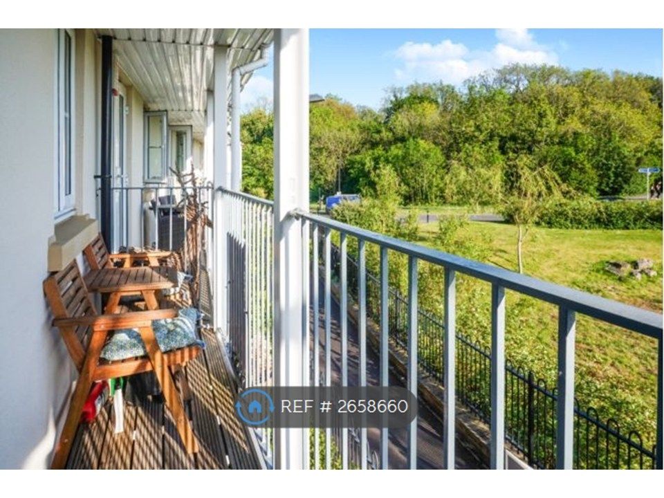 Property photo 3 of 21